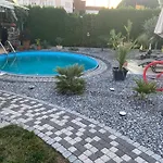 Nyaraló Luebke, Gartenblick