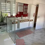 Luebke, Gartenblick Nyaraló