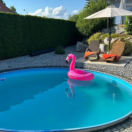 Luebke, 1 Gartenblick