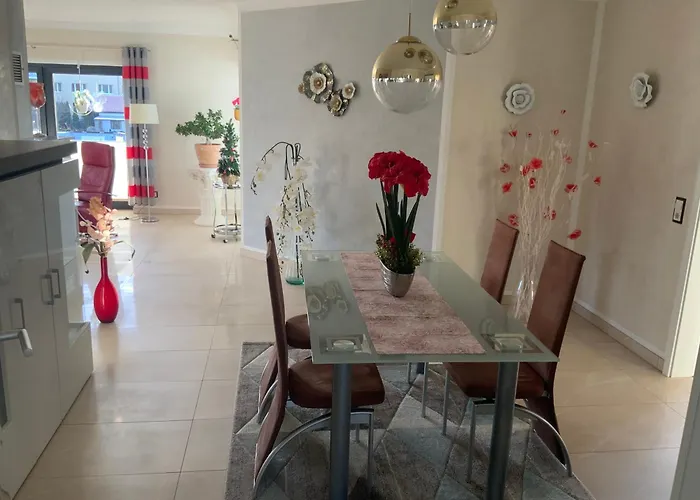 Luebke, Gartenblick 別荘 *